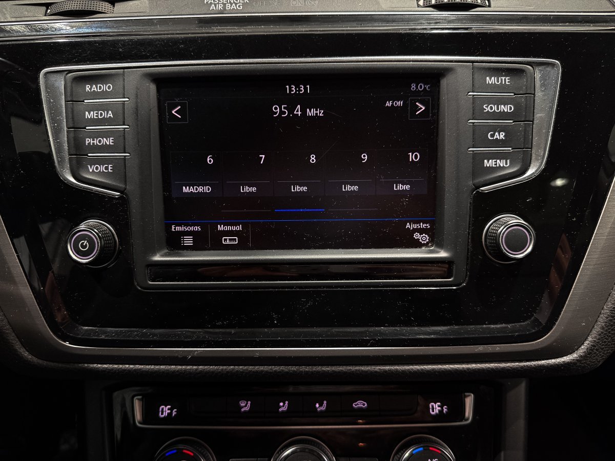 Foto Volkswagen Touran 17