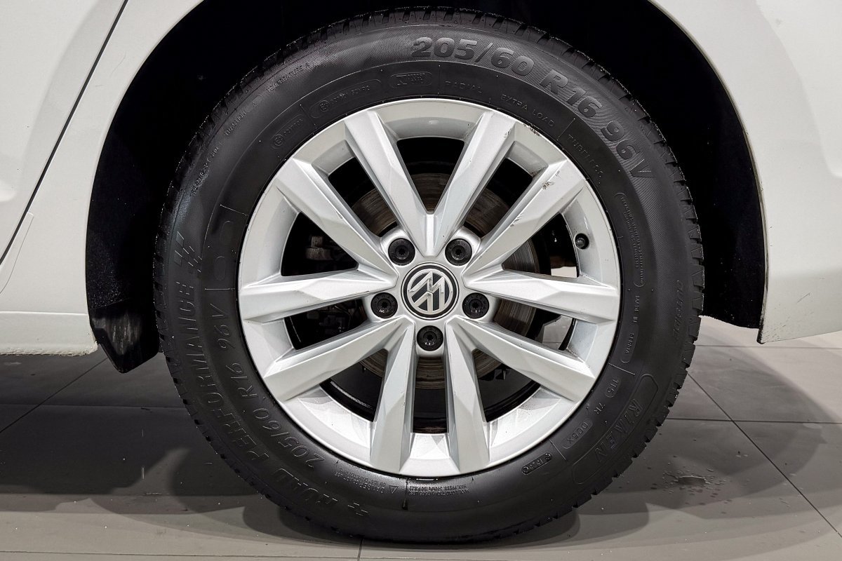 Foto Volkswagen Touran 28