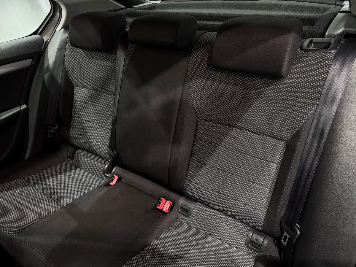 Foto Skoda Octavia 12