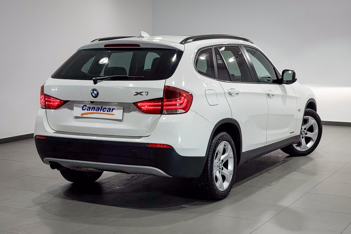 Foto BMW X1 4