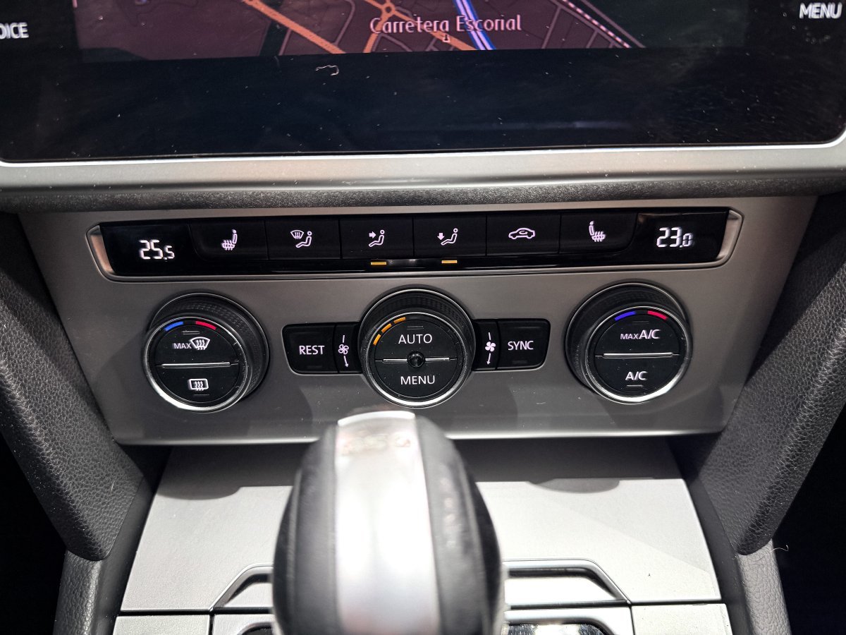 Foto Volkswagen Passat Variant 16