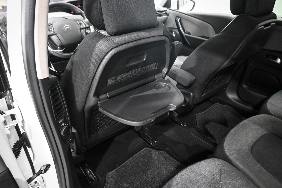 Foto Citroën Grand C4 SpaceTourer 12