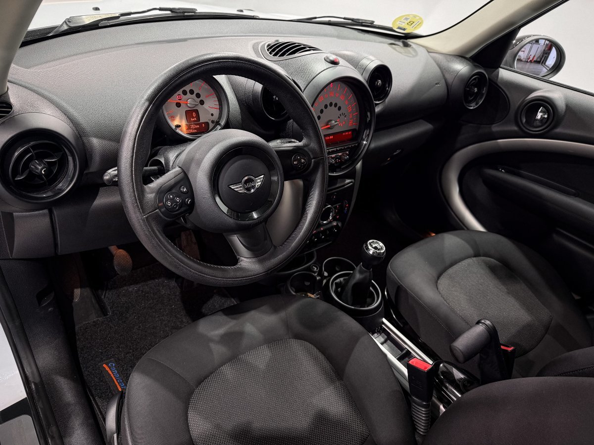 Foto Mini Countryman 9