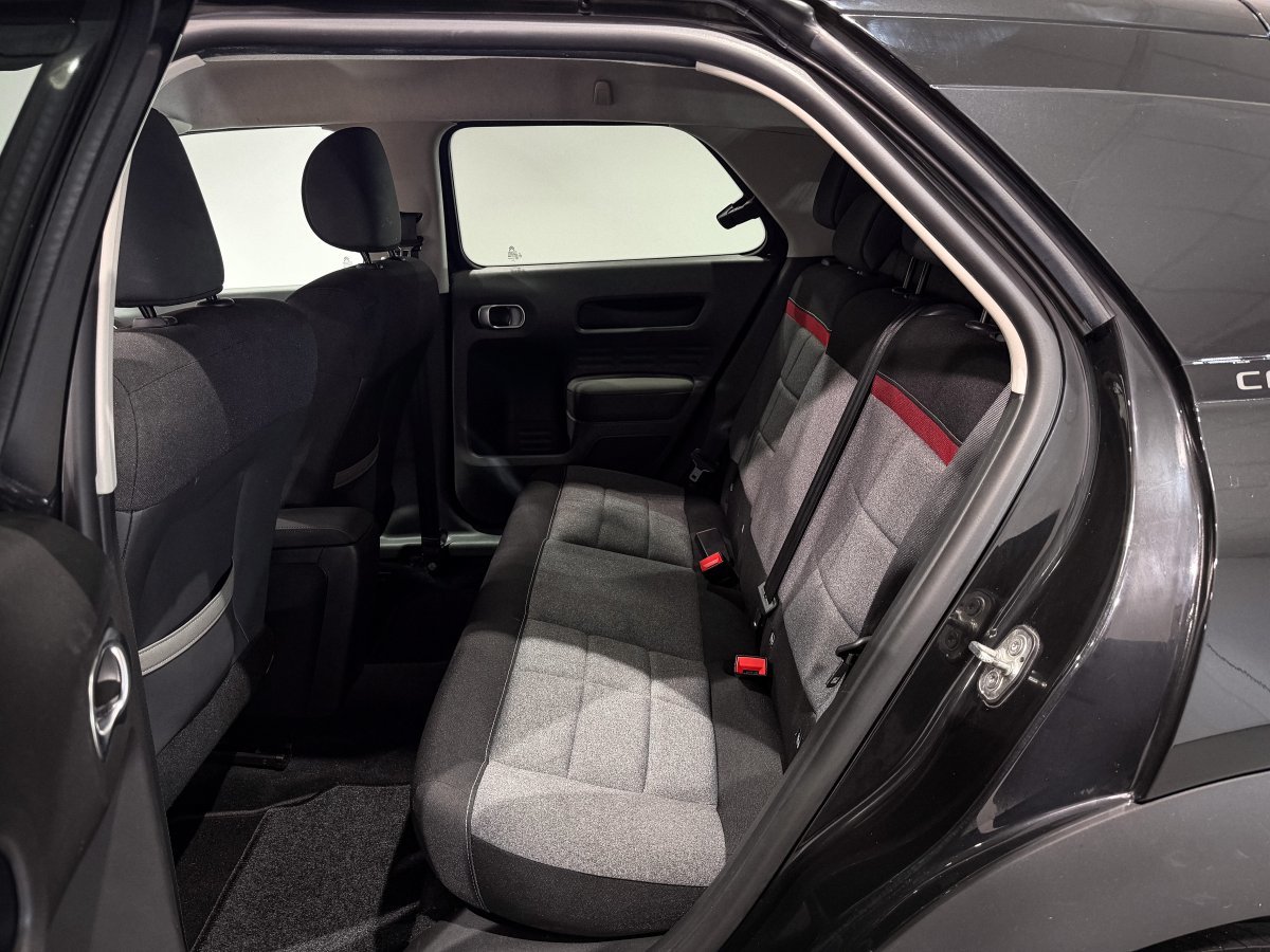 Foto Citroën C4 Cactus 11