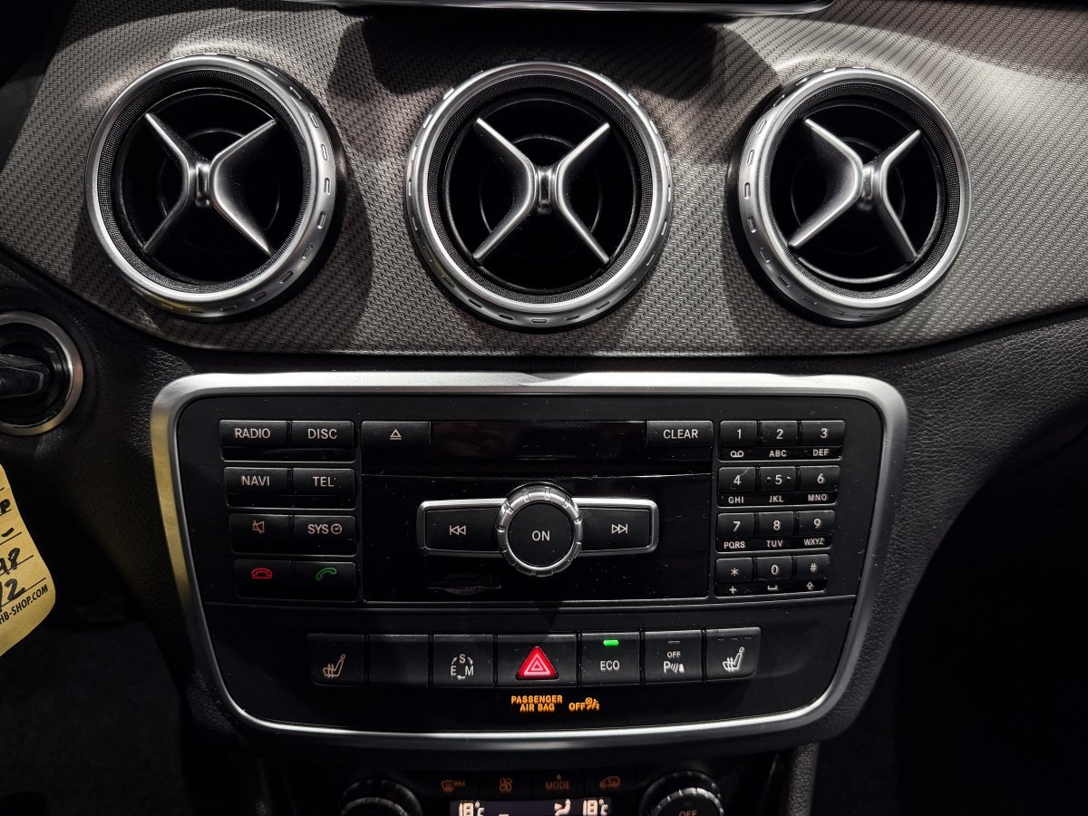 Foto Mercedes-Benz Clase GLA 16