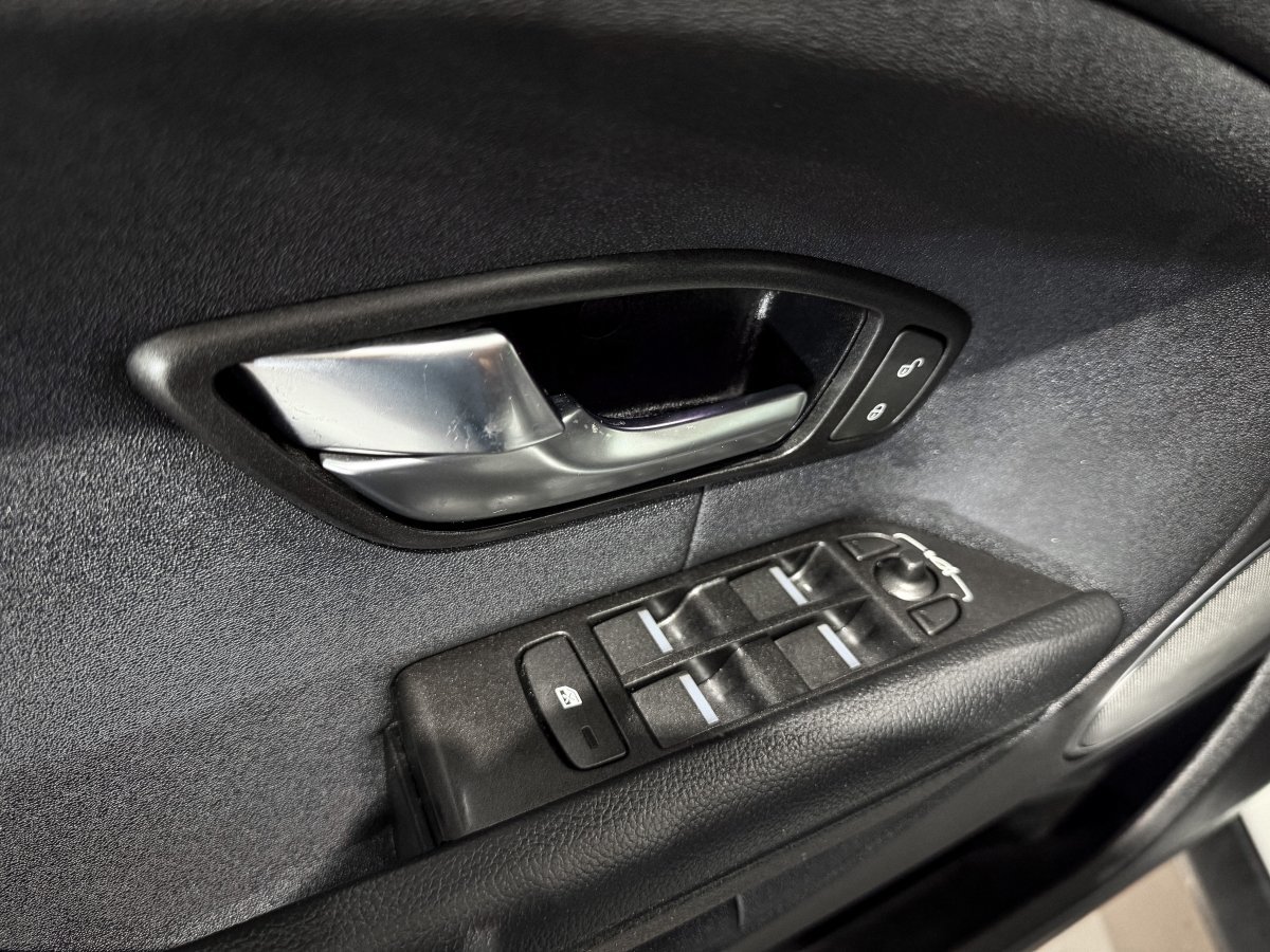 Foto Land-Rover Range Rover Evoque 28