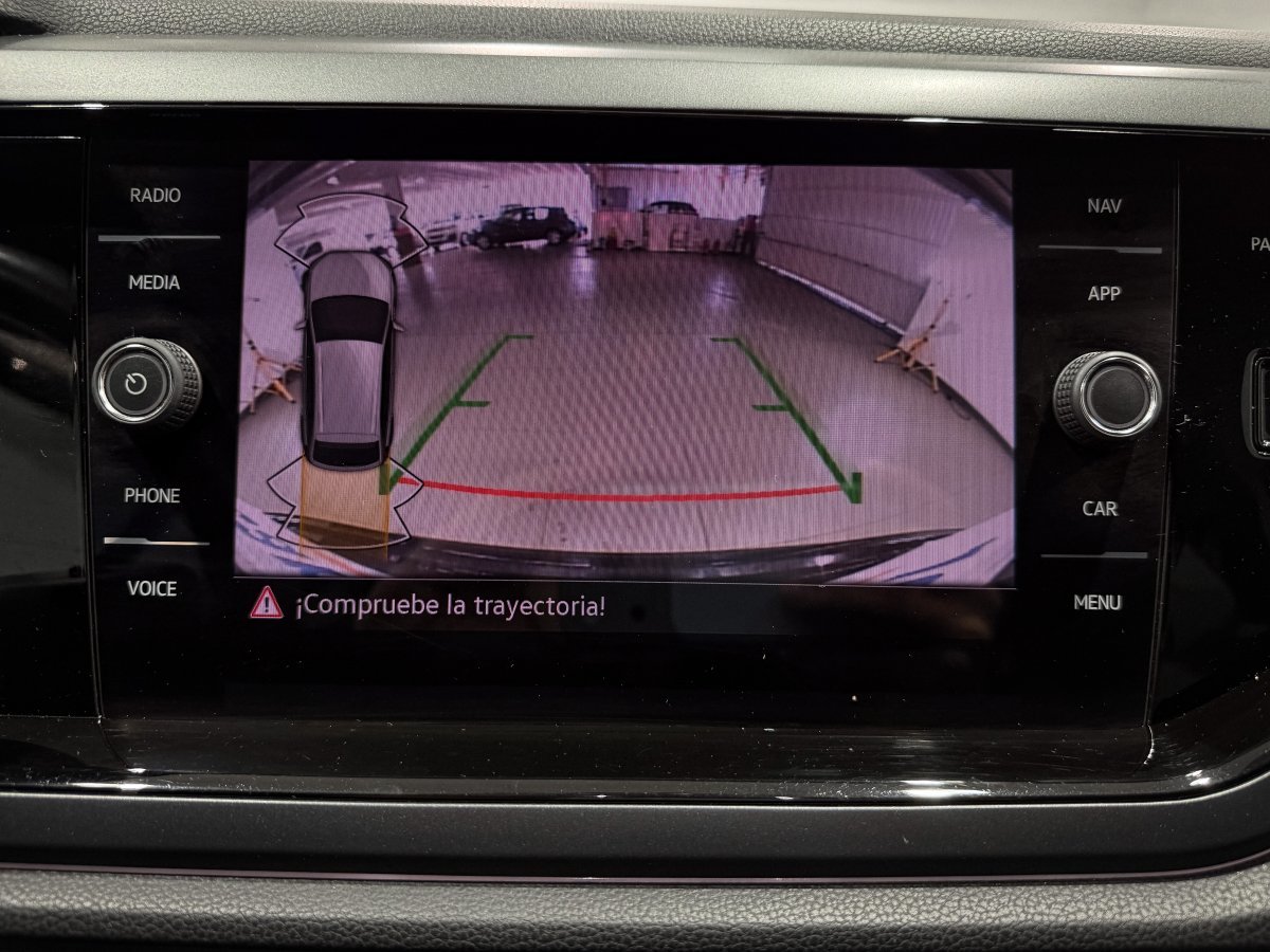 Foto Volkswagen Taigo 16