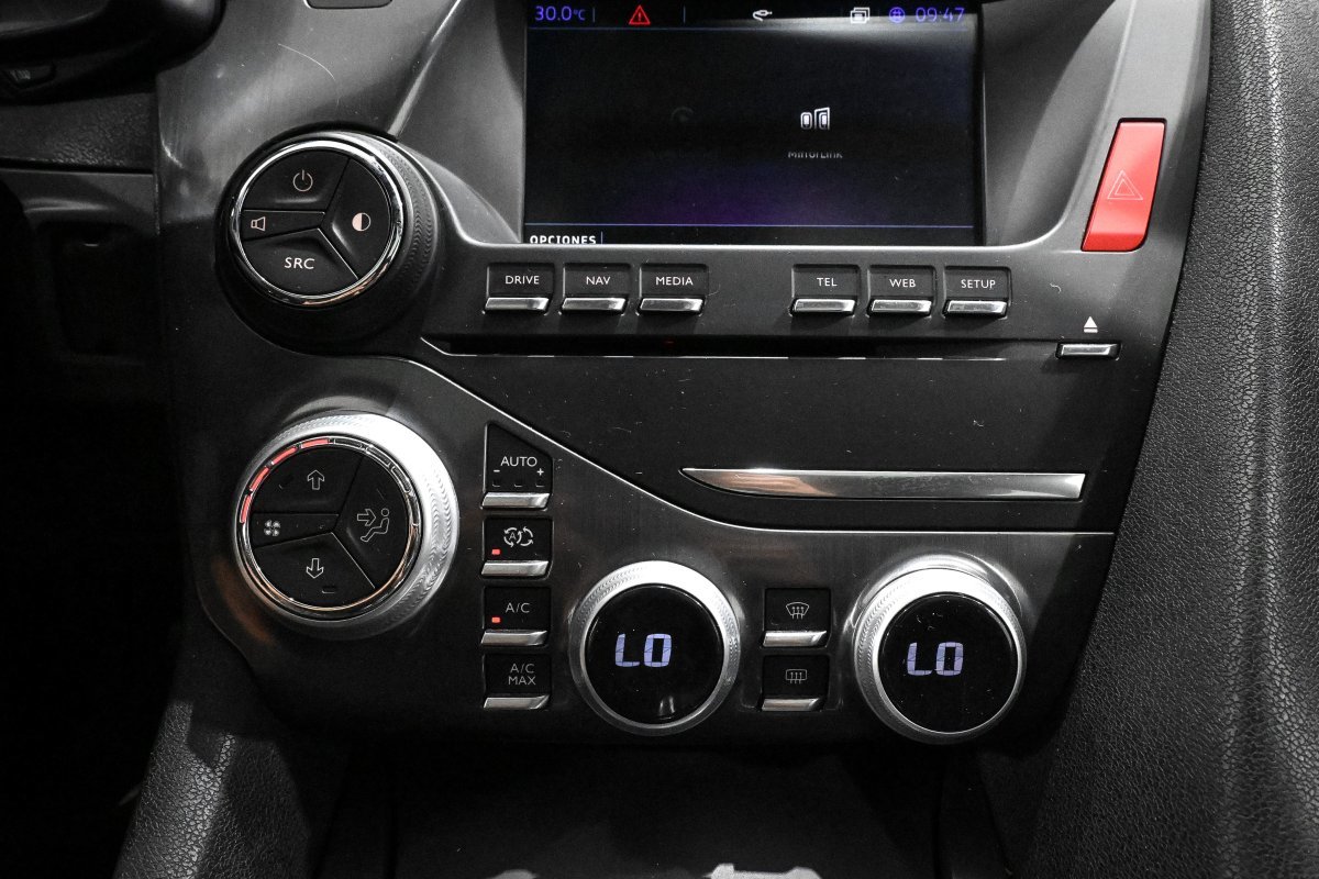 Foto DS Automobiles DS 5 21