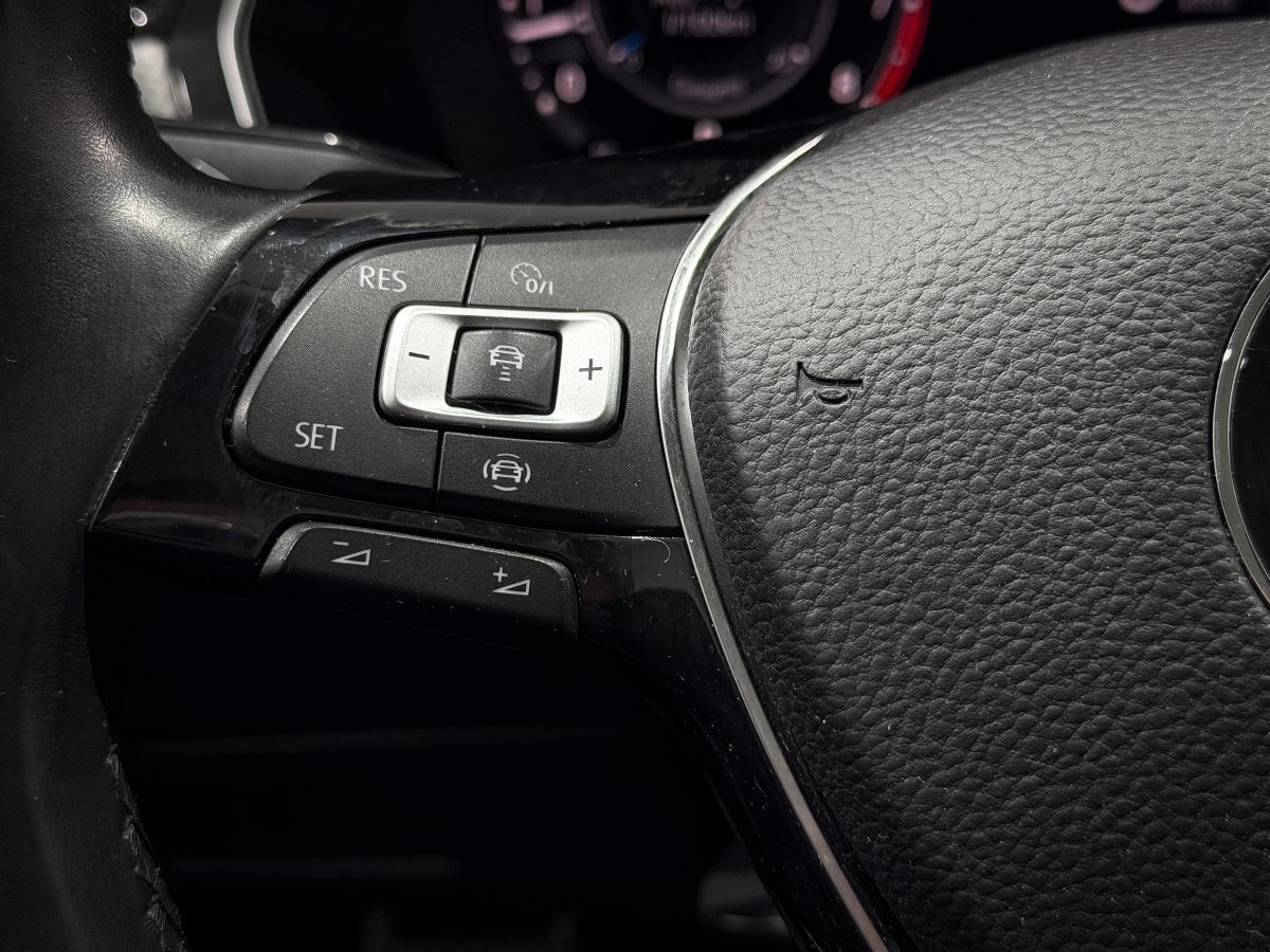 Foto Volkswagen Passat Alltrack 21