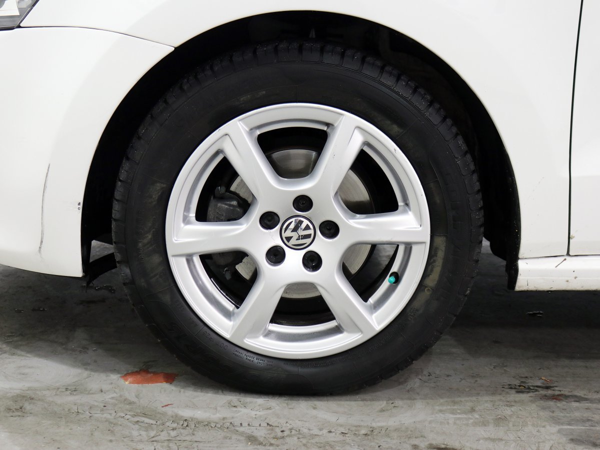 Foto Volkswagen Polo 22