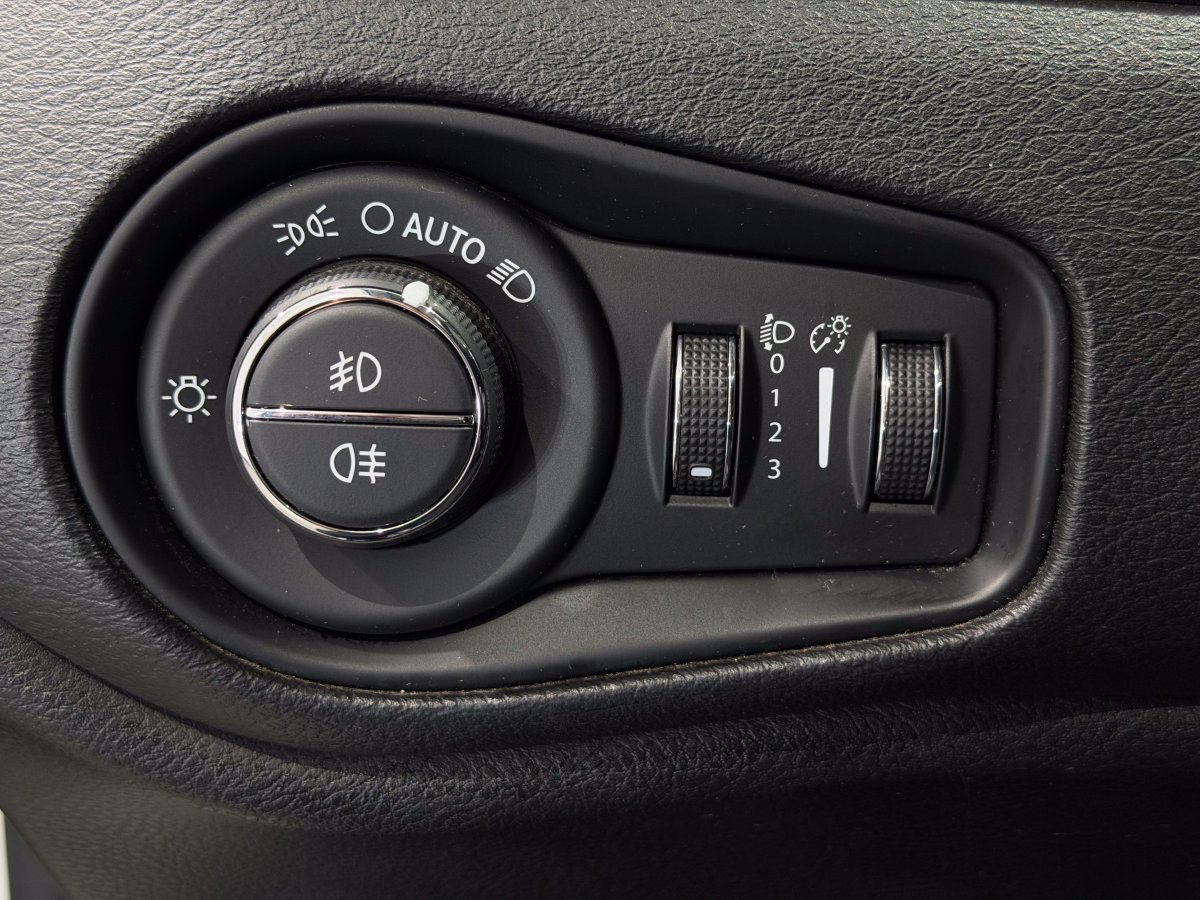 Foto Jeep Renegade 29