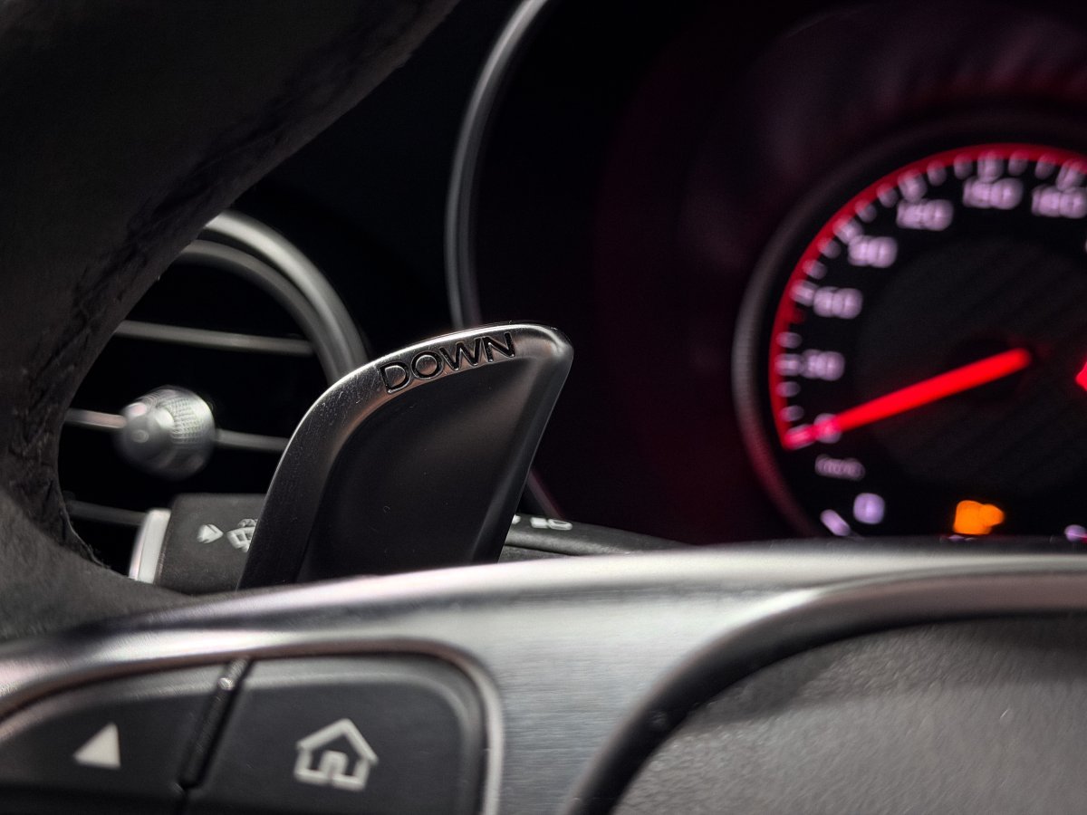 Foto Mercedes-Benz Clase C 23