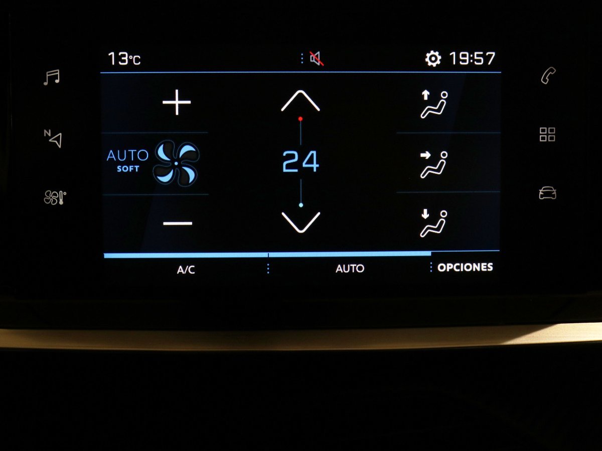 Foto Peugeot 2008 15