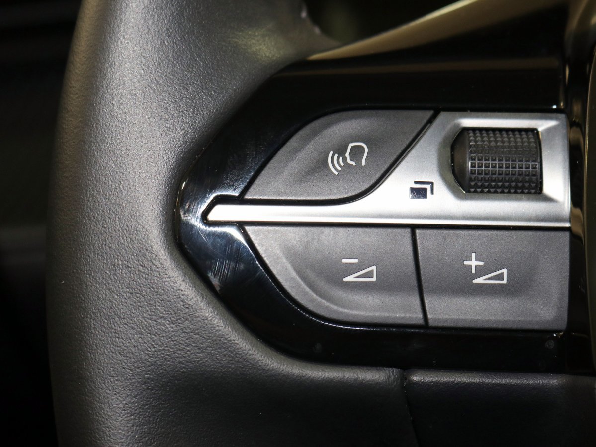 Foto Peugeot 2008 27