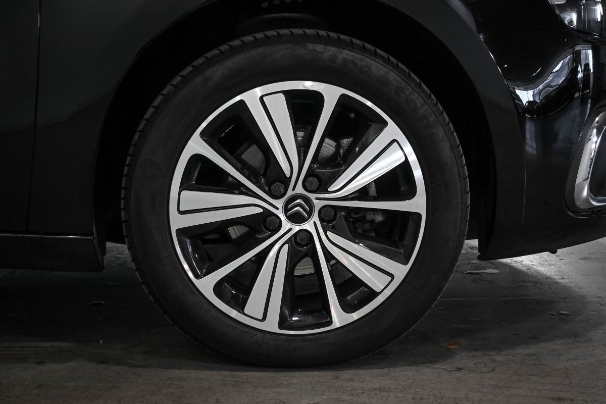 Foto Citroën Grand C4 Picasso 32