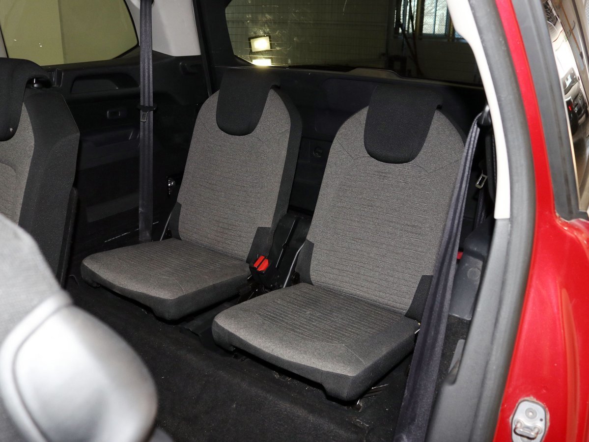 Foto Citroën Grand C4 Picasso 13