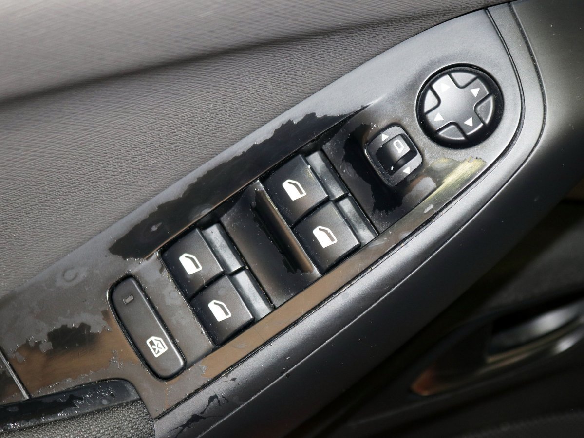 Foto Citroën Grand C4 Picasso 27