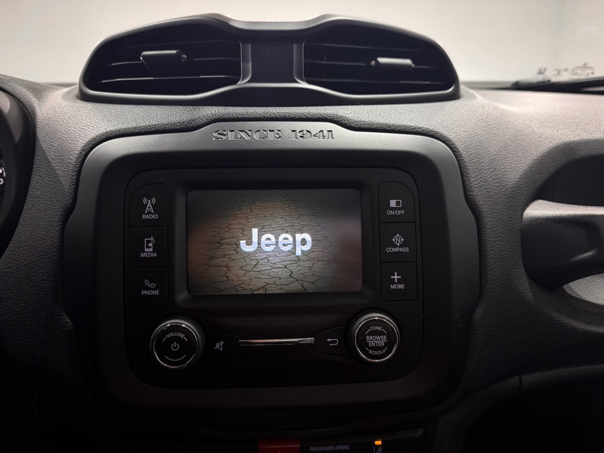 Foto Jeep Renegade 15