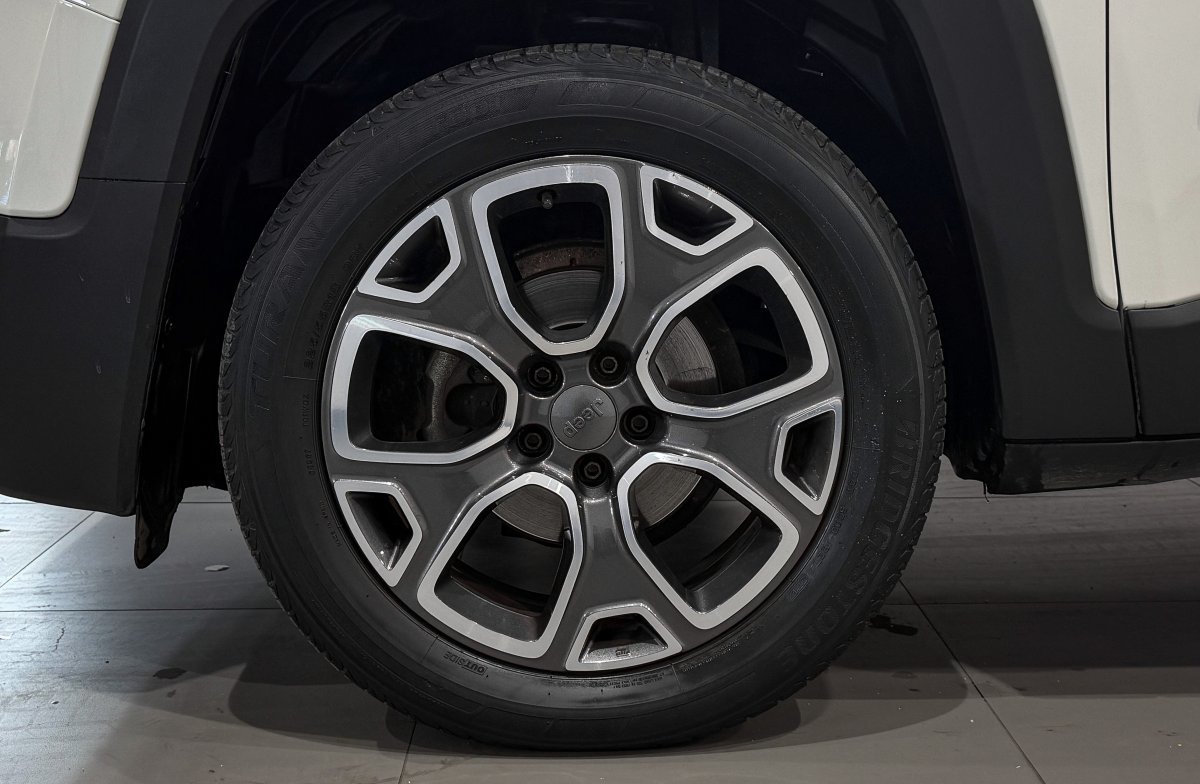 Foto Jeep Renegade 29