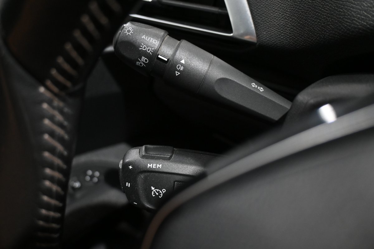 Foto Peugeot 3008 12